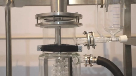 Equipo de destilación de recorrido corto Laboao con evaporador de película limpia para destilación de aceite de cáñamo